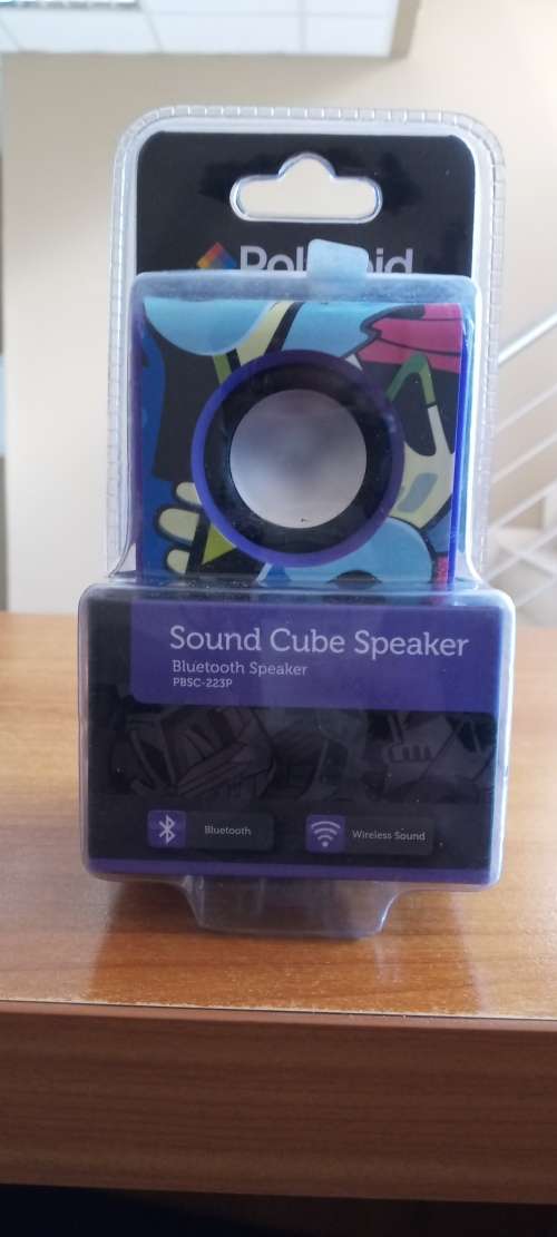 **BARGAIN BUY**POLAROID SOUND CUBE BLUETOOTH SPEAKER -WORTH R700-GRAB IT@ FROM JUST R99!!!!
